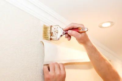 Pose de papier peint à Huberville — revêtements muraux et toiles de verre